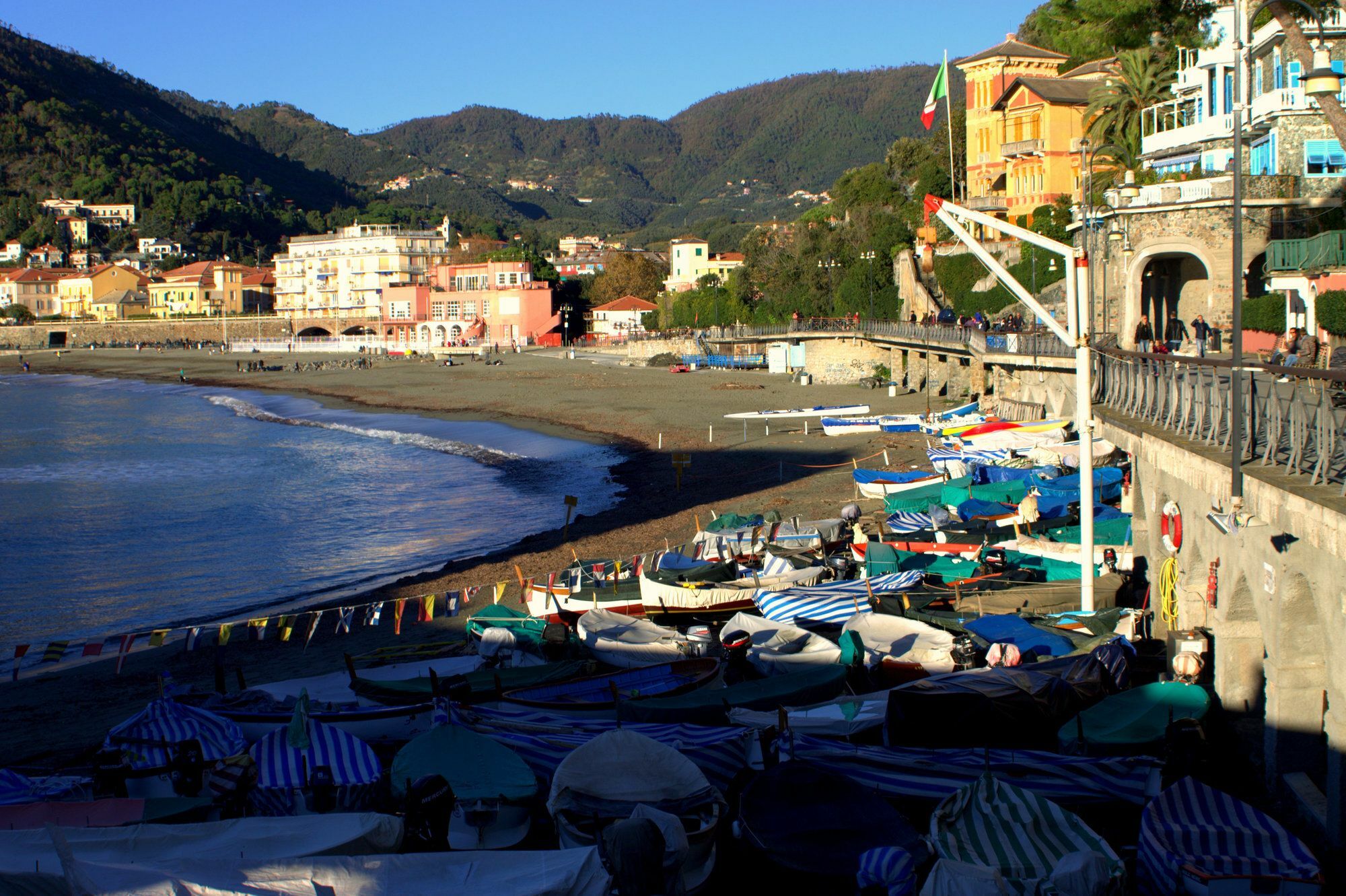 Affittacamere Il Borgo Levanto Exterior foto